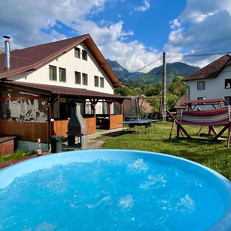 Milea'S Guesthouse Бран Екстер'єр фото