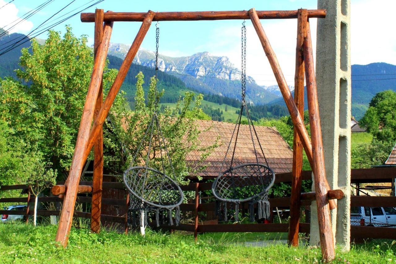 Milea'S Guesthouse Бран Екстер'єр фото