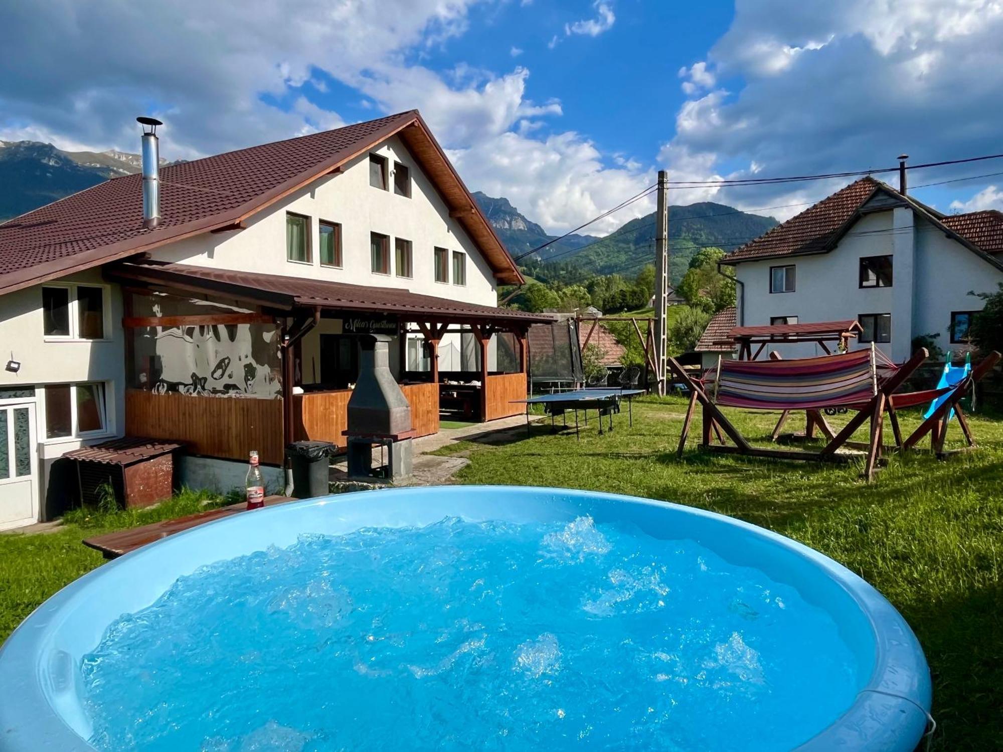 Milea'S Guesthouse Бран Екстер'єр фото