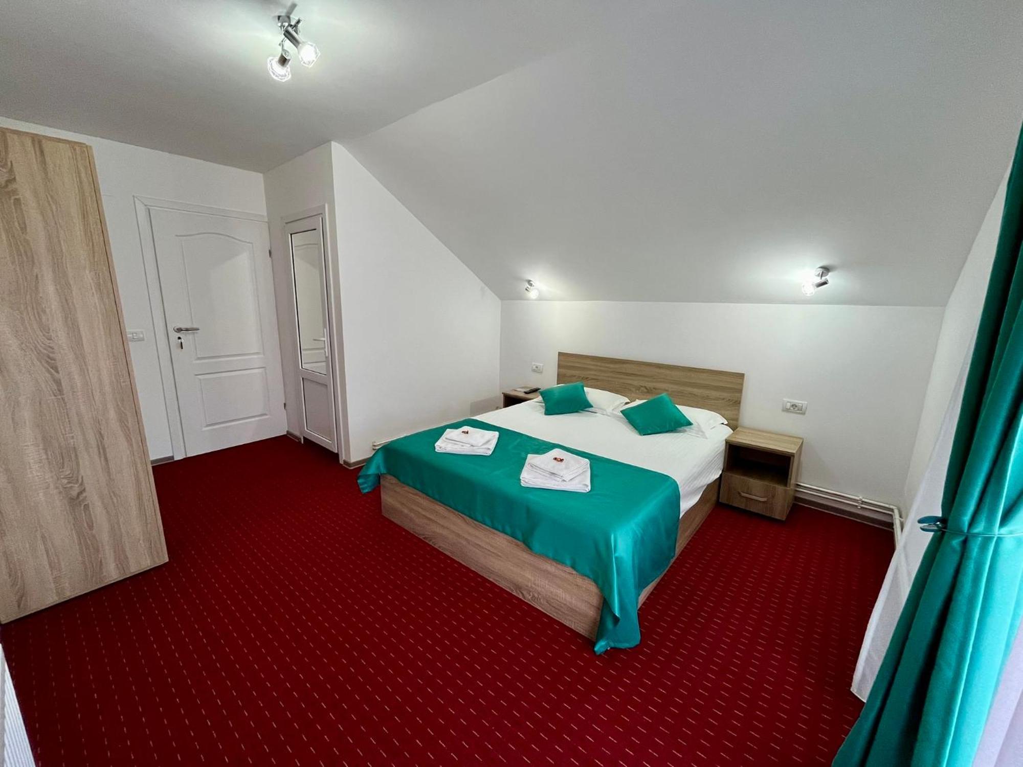 Milea'S Guesthouse Бран Екстер'єр фото
