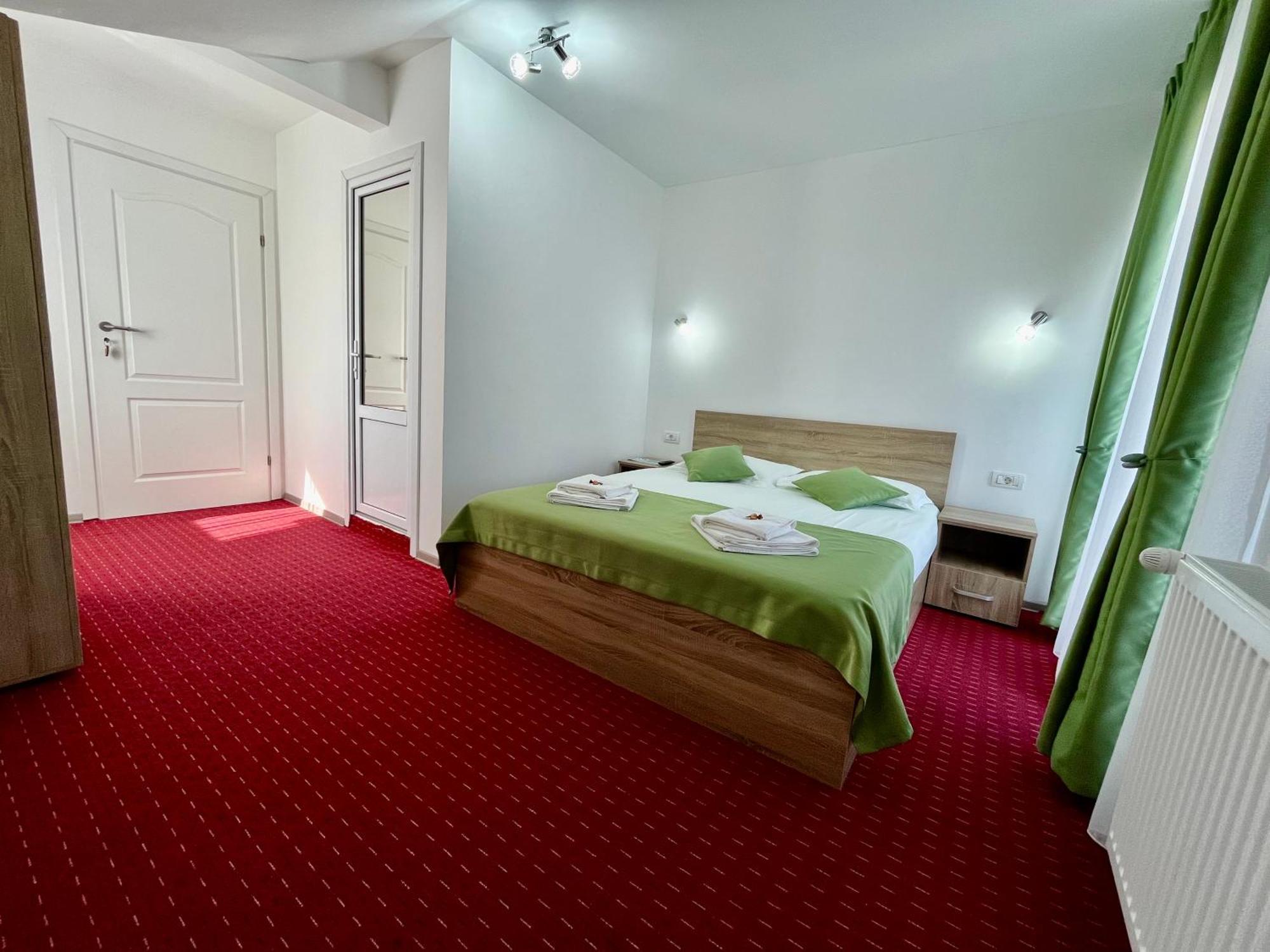 Milea'S Guesthouse Бран Екстер'єр фото